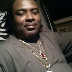 Meet your Posher, Larry