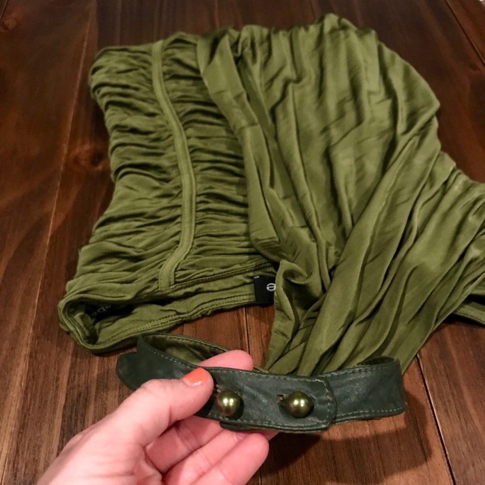 NWOT Forest Green Ruched BEBE Halter - Size Small!