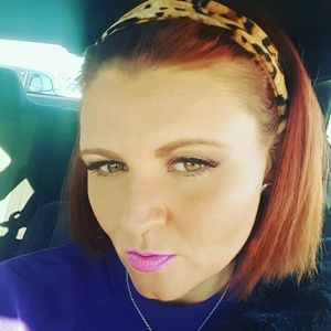 Meet your Posher, Shelli