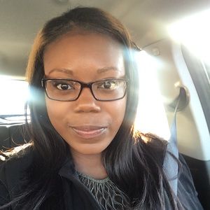 Meet your Posher, Angelique