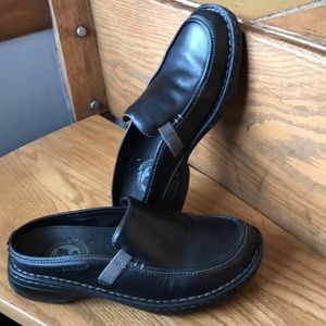 Merrel size 7 Leather