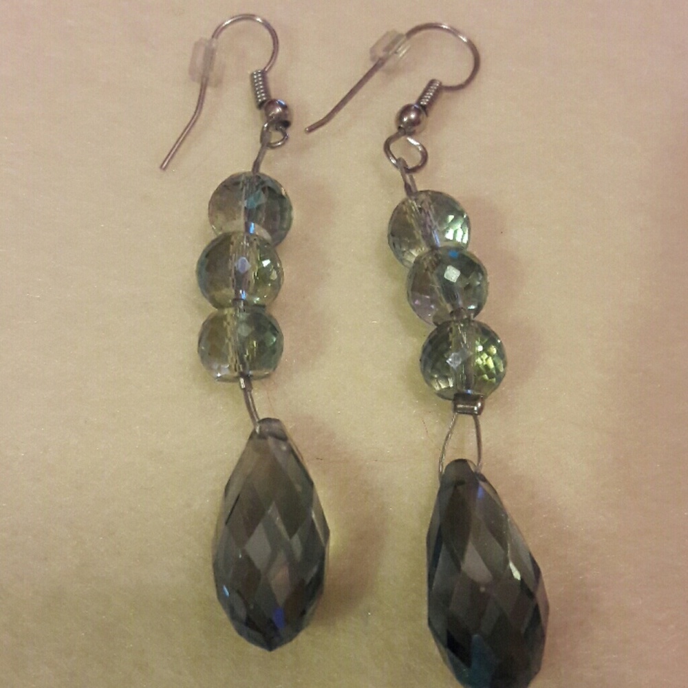 DebbBees #69.    Blue crystal drop earrings.