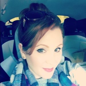 Meet your Posher, Sandy