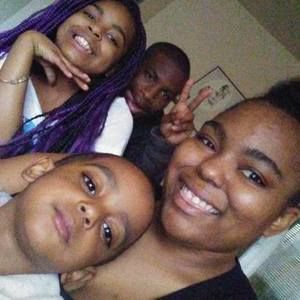 Meet your Posher, Katrina