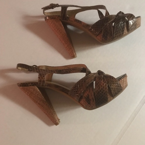B Makowsky Sexy Sling Backs Size 6 - Picture 4 of 5
