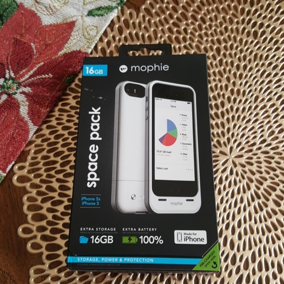 Mophie 16 GB Charge Pack - Picture 1 of 3