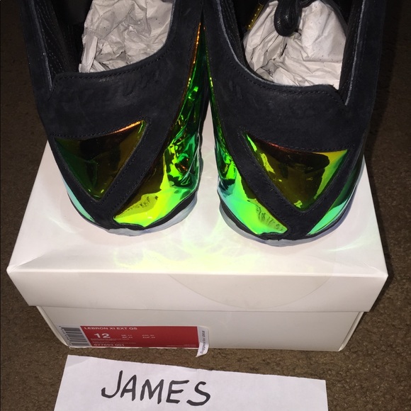 SOLD! SOLD! Nike Lebron 11 XI EXT Kings Crown - Picture 8 of 8