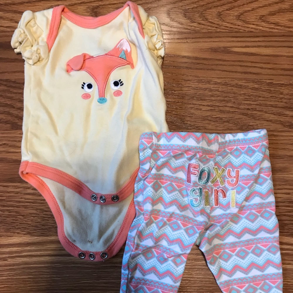 Foxy newborn outfit