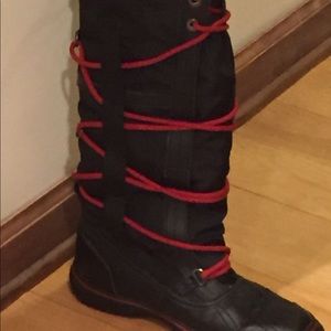 Snow boots 8/8.5 like new