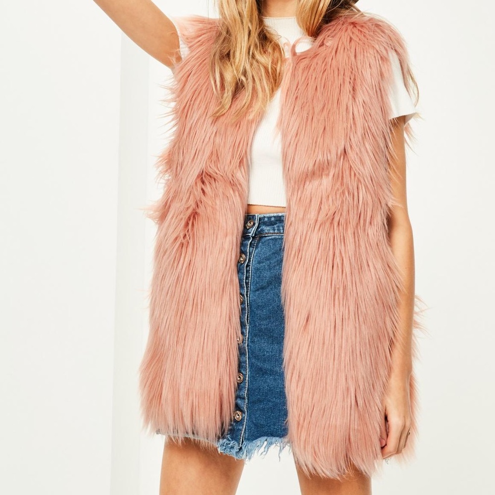 MISSGUIDED Pink Faux Fur Vest