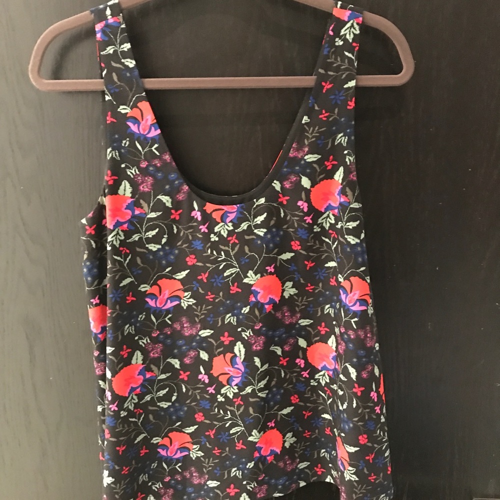Joie floral silk top. Size small. Worn once.