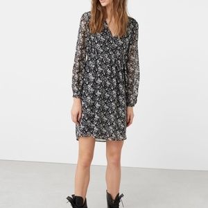 Long sleeved dress from Mango