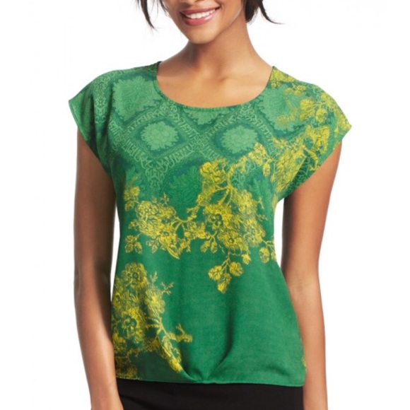 CAbi Tops - Cabi blouse