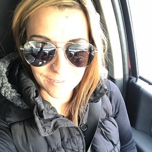 Meet your Posher, Jodi