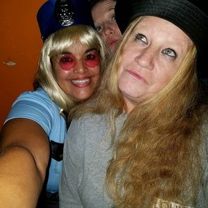 Meet your Posher, Brenda