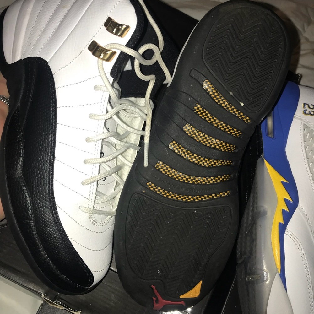 Jordan Retro 12 Taxis