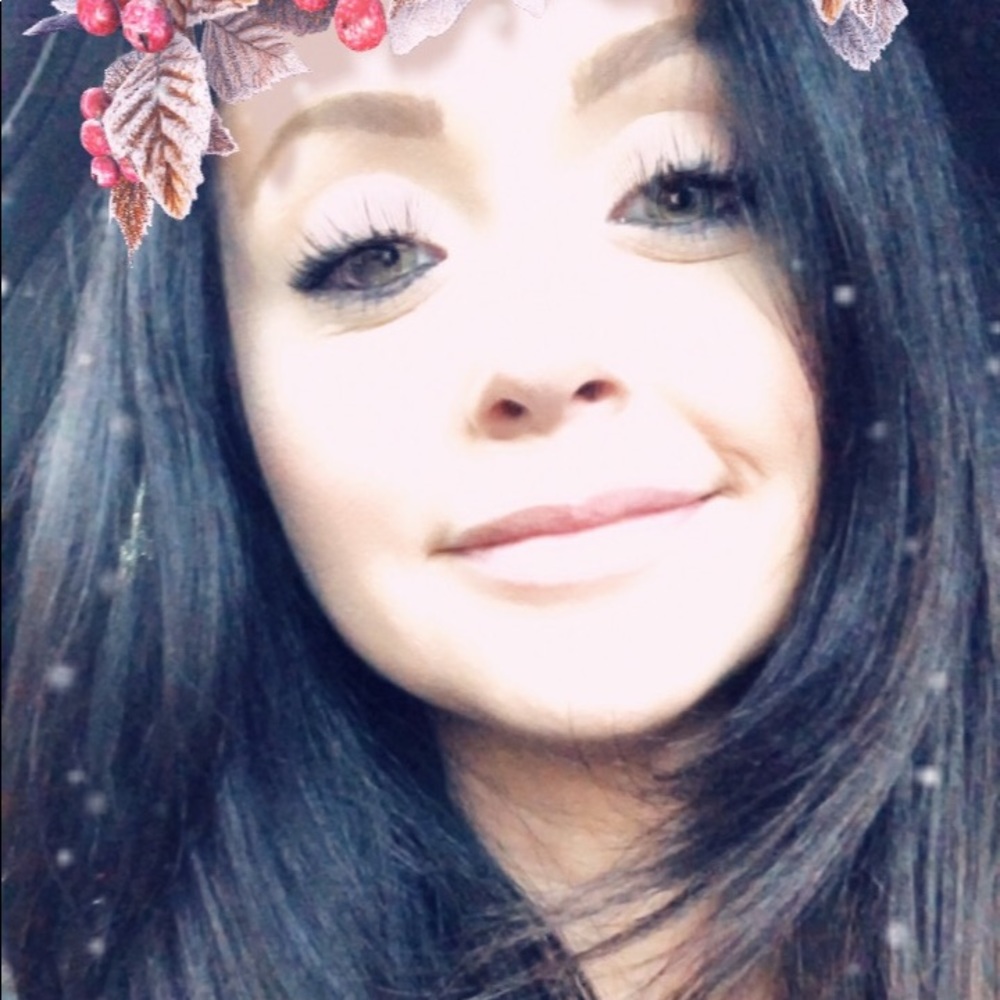 Meet your Posher, Albana