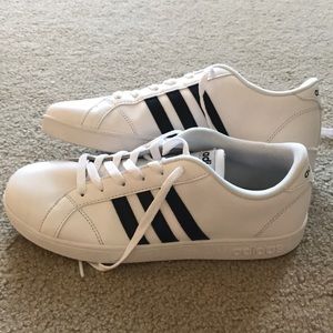 Adidas Baseline sneakers