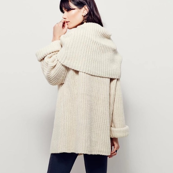 Plush Oversized Sweater TOP Extreme Cowlneck - Picture 3 of 4