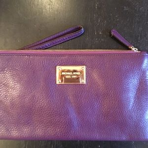 Michael Kors Wristlet
