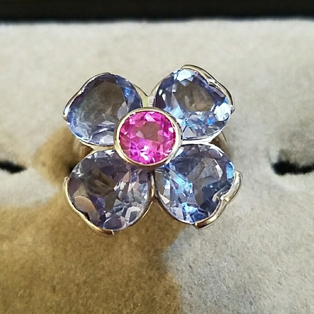 Sold Ring