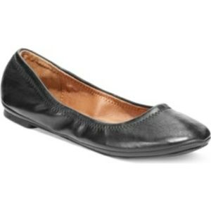 Lucky Brand Emmie Flat