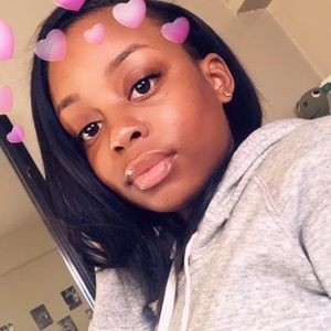 Meet your Posher, Zebria