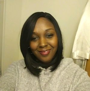 Meet your Posher, Valerie