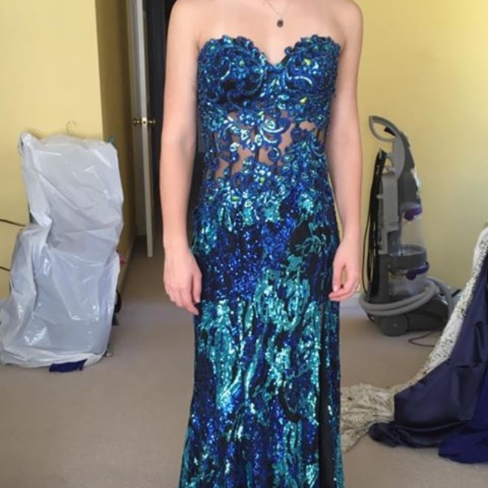 Tony Bowls Paris collection dress