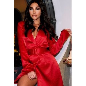 Boohoo Charlotte 80s Belted Blazer Dress