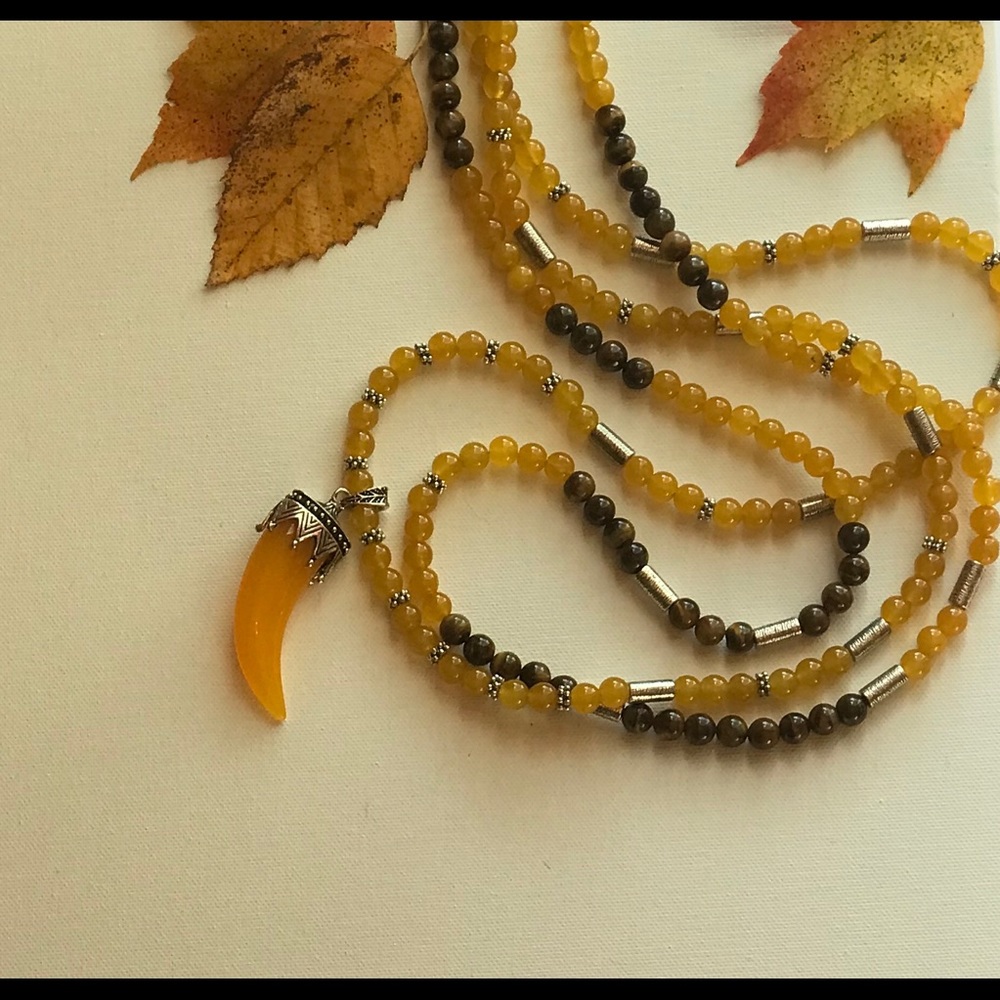 ⚜️Golden Jade Horn ~ Pendant Necklace Set⚜️