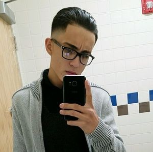 Meet your Posher, Jovani