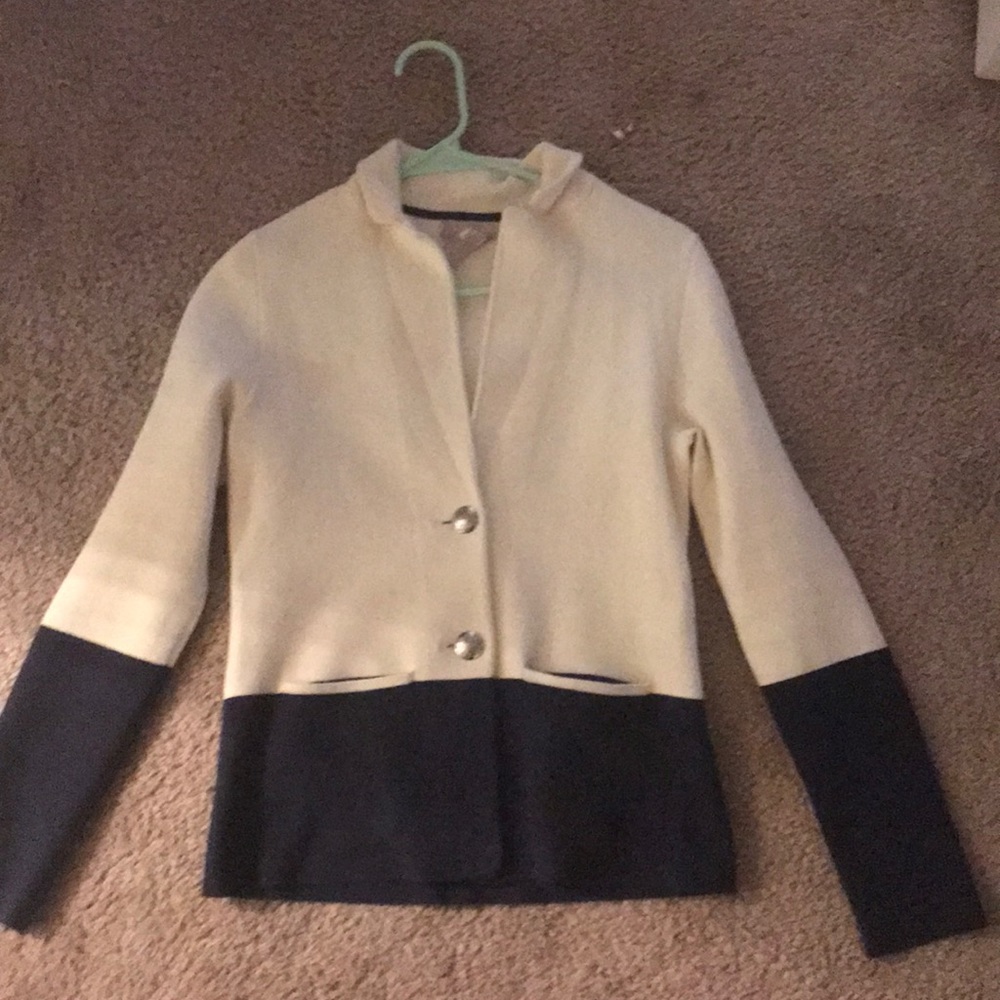 Banana Republic Women’s cardigan. Size Small.