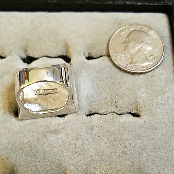 Ring - Picture 3 of 3