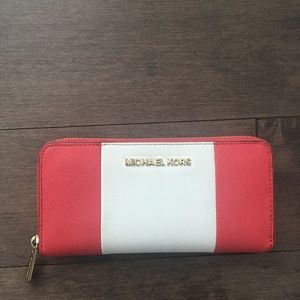 Michael Kors wallet