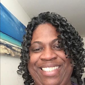 Meet your Posher, Demetria