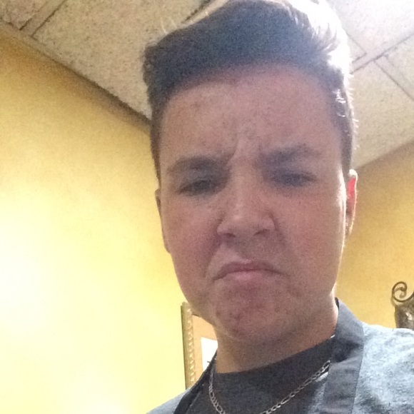 Meet your Posher, Stephen - Picture 1 of 1