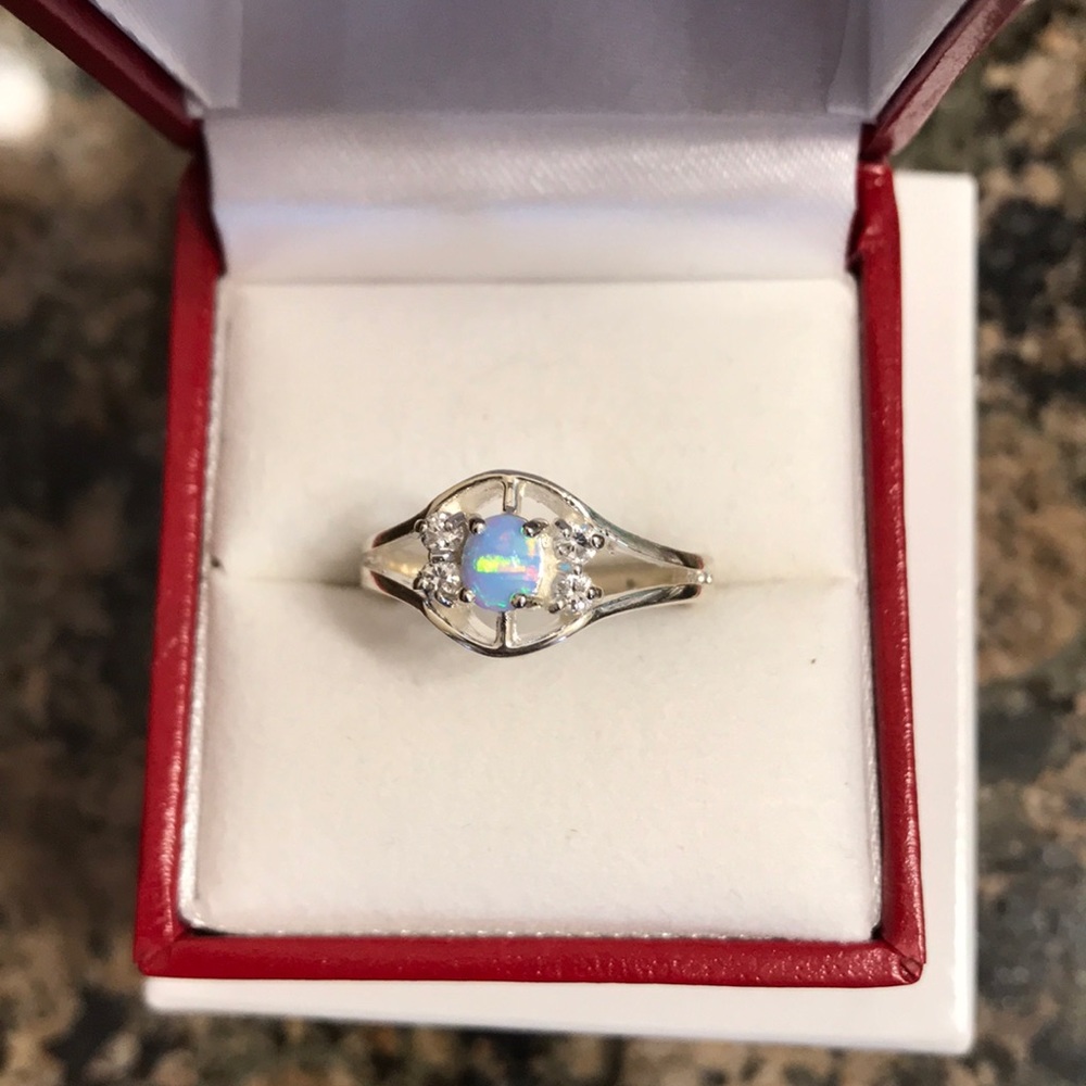 STERLING SILVER CREATED OPAL RING SIZE 7 3/4 NIB