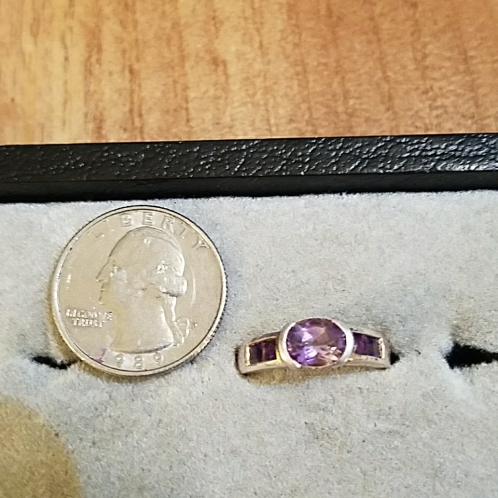 Sterling silver /genuine amethyst