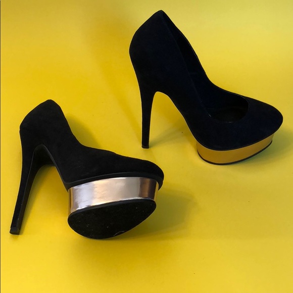 Size 6 Black Forever 21 shoes - Picture 4 of 5