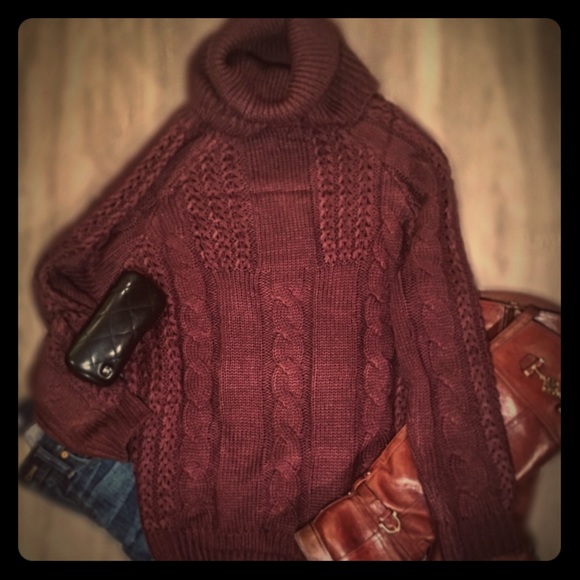 Soft Cable Knit Cabernet Chunky Turtleneck Sweater - Picture 2 of 2