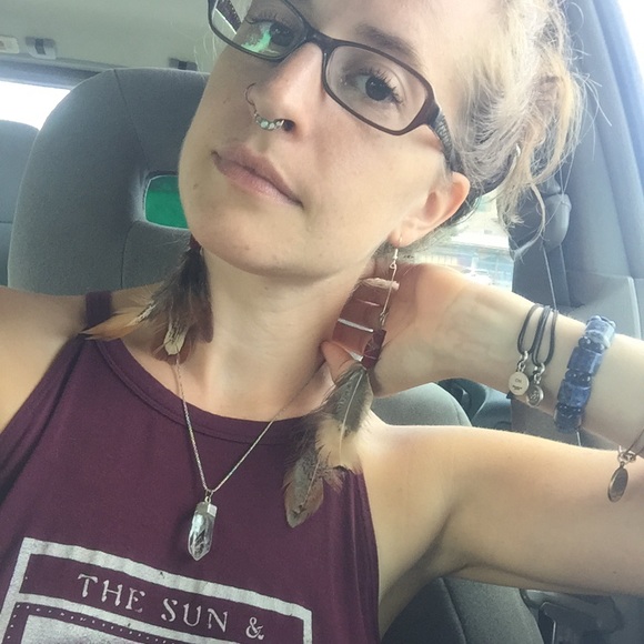 🌸Meet your Posher, Maria! - Picture 3 of 6