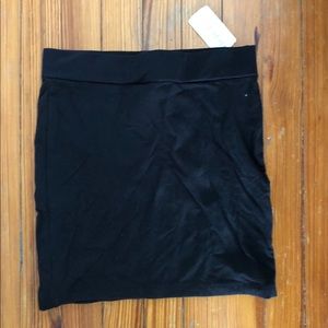 M black high waisted skit