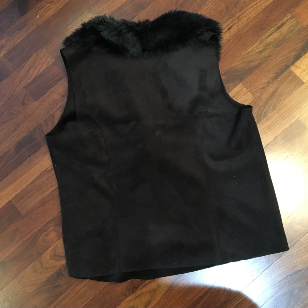 CHICO'S Faux Fur Faux Suede Black Vest_3