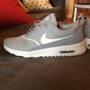 Nike air max Thea shoes