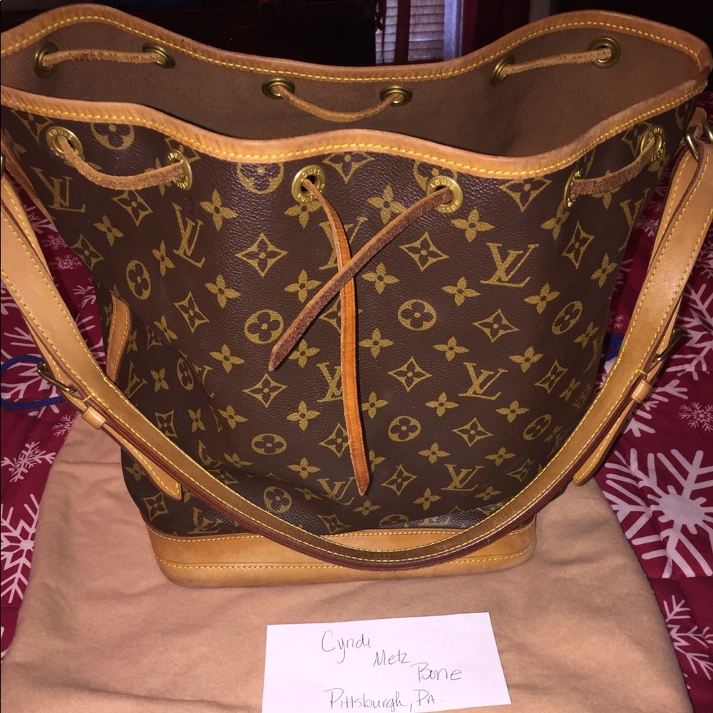 ⚜️❌❌SOLD❌❌LOUIS Vuitton Noe Gm