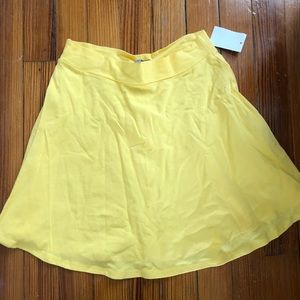 Yellow skater skirt. Medium