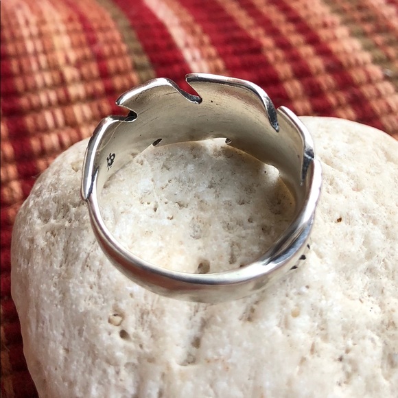 Quill Ring - Picture 4 of 4