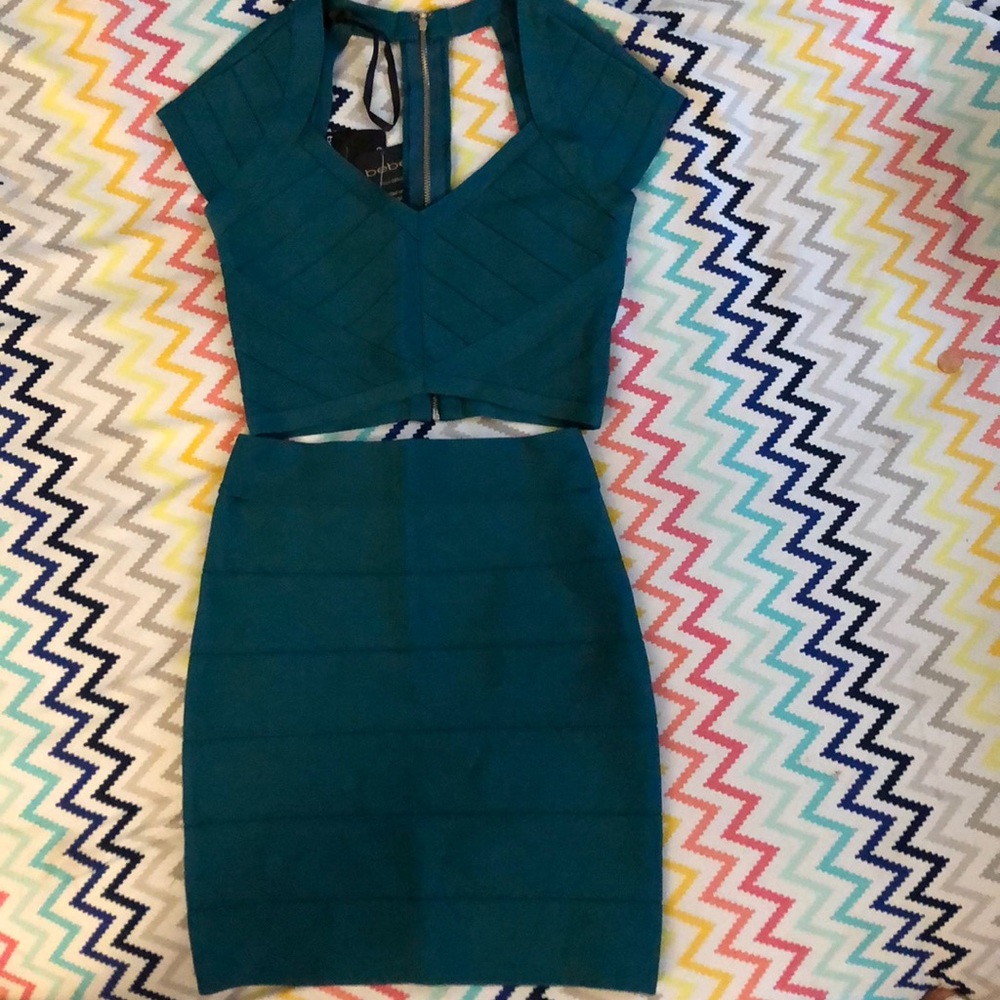 Two piece skirt set