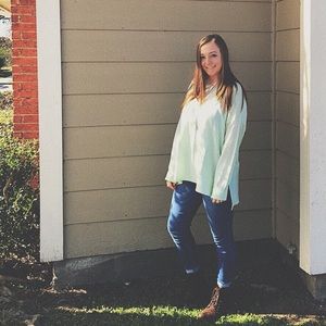 Meet your Posher, Julie